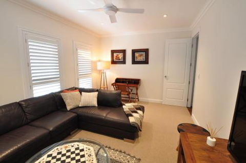 A Home Like Few Others - QLD Tourism 5