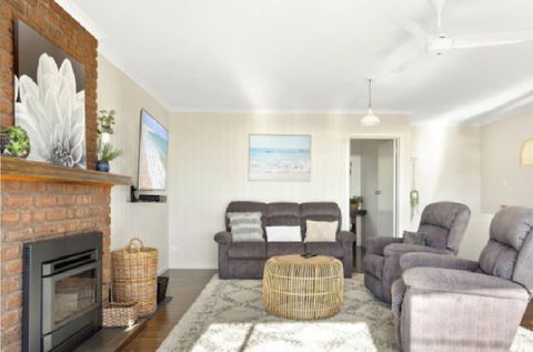 Seaside Serenity 1 - QLD Tourism 6