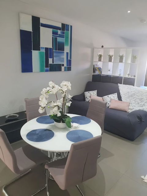 Great Location Hip Studio 5Km To City - QLD Tourism 1