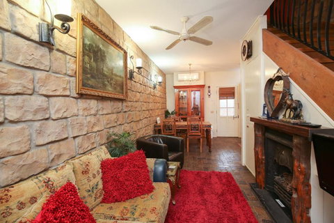 The Stable On Olive - QLD Tourism 6