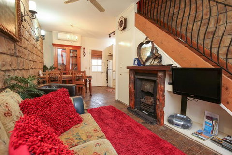 The Stable On Olive - QLD Tourism 1