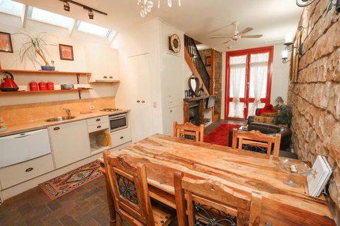 The Stable On Olive - QLD Tourism 3