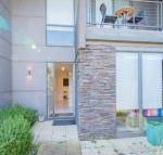 Stylish 3 Bedroom Condo - Queensland Tourism