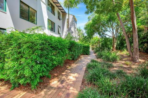 Baden 46 Rainbow Shores Walk To Beach Top Floor Air Conditioned Unit Pools - Queensland Tourism 4
