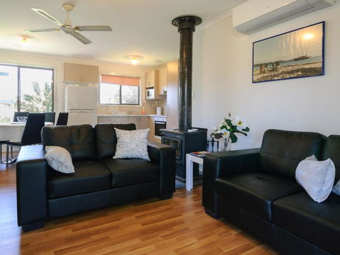 Doms Place - Queensland Tourism 2