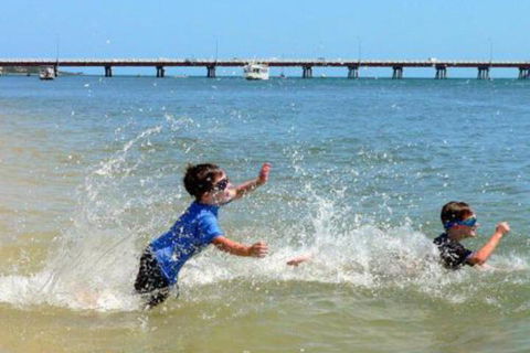 Family Getaway Close To Beach & Restaurants - Queensland Tourism 1