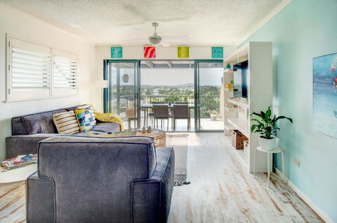 Coolum Beach 3 Level Townhouse Private Rooftop Terrace Spa Overlooking Mount Coolum - Queensland Tourism 2