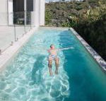Sundays Beach House - Queensland Tourism