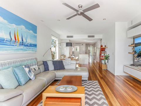 Panoramic River & Ocean Views Noosaville - QLD Tourism 5