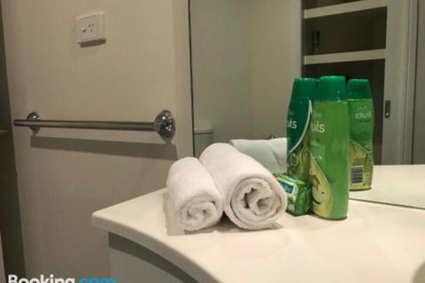 Townsville Strand Lighthouse Apartment 3 - QLD Tourism 2