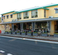 Listen TO THE Surf From Rickman Pde Woorim - Queensland Tourism