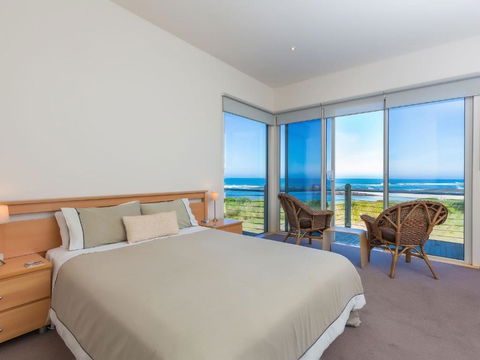 WYTONIA 1 - Queensland Tourism 3