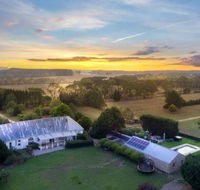 Wembley House Southern Highlands with 4pm Check Out Sunday - Queensland Tourism