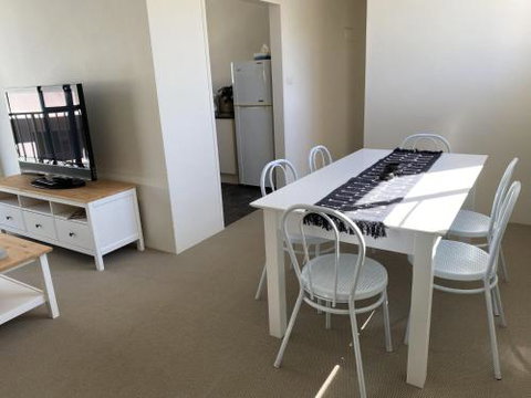 Flynns Retreat Everard Street - Queensland Tourism 2