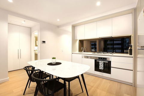 Orange Stay At Melbourne Quarter - Queensland Tourism 6
