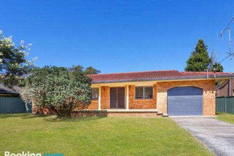 Perrumba Street Cottage - QLD Tourism 5