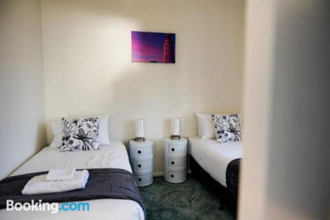 Rockpool Cottage - Queensland Tourism 2