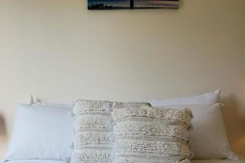Rockpool Cottage - Queensland Tourism 1