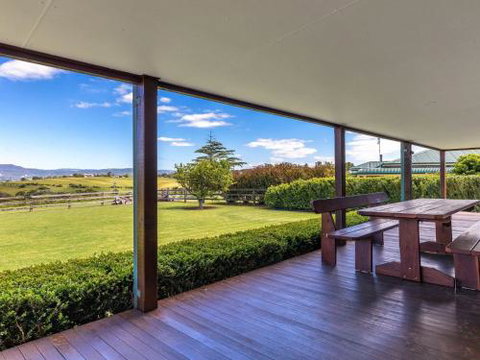 GULL HOUSE Kiama 4pm Check Out Sundays - QLD Tourism 6