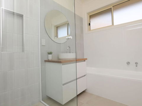 Banksia Beach House - Queensland Tourism 4