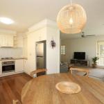 Banksia Beach House - Queensland Tourism 0