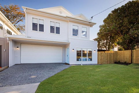 11 Ann Street Coolum Beach - QLD Tourism 6