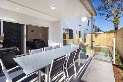 11 Ann Street Coolum Beach - QLD Tourism 5