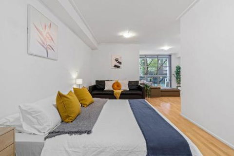 A Bright & Stylish Studio Next To Darling Harbour - QLD Tourism 1