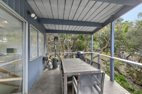 Anglesea Holiday House - QLD Tourism 3