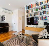 KIM 2BDR West Melbourne Apartment - Queensland Tourism