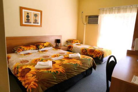 Blue Mountain Motel - Queensland Tourism 0