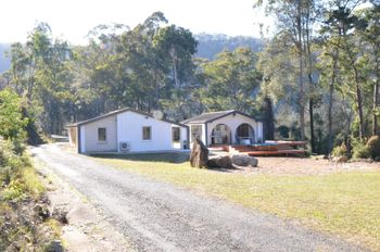 Quiet Rural Retreat With Spa - QLD Tourism 0