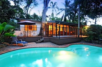  Queensland Tourism