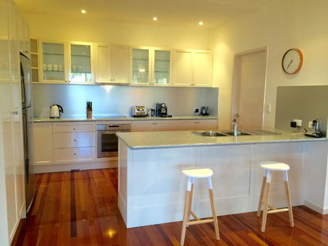 The Holiday House - Queensland Tourism 5
