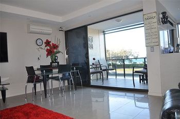 Huntington Apt 3 - Queensland Tourism 5