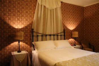 Davidsons Cottage - Queensland Tourism 3