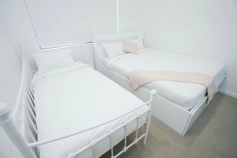B03-darling Harbour 1 BDR APT - QLD Tourism 1