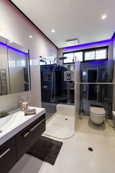 Serene Marinafront 3BR Retreat - QLD Tourism 3