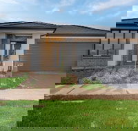 Resortstyle 4BR House With Parkingwerribee - Queensland Tourism