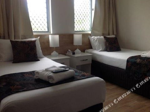BEST WESTERN CASTLE LODGE MOTEL - QLD Tourism 5