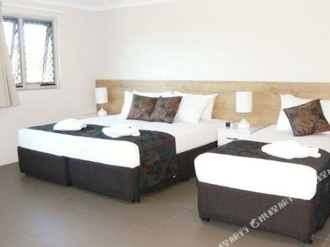 BEST WESTERN CASTLE LODGE MOTEL - QLD Tourism 4
