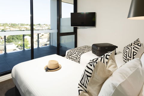 R Hotel Geelong - Queensland Tourism 2