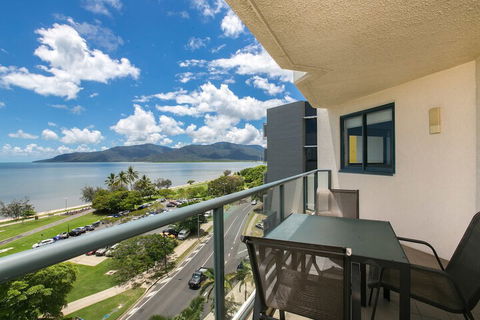 Cairns Oceanview At 181 The Esplanade 34 - QLD Tourism 6