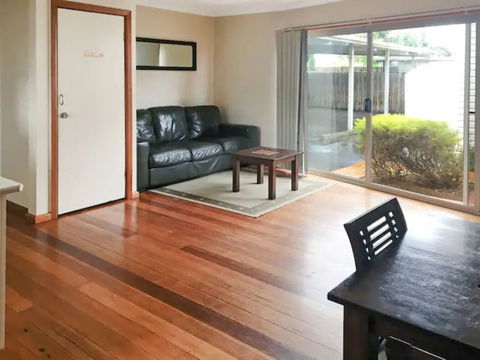 Home Near Shops & Beach - Queensland Tourism 4