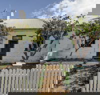 Prues Cottage - Queensland Tourism