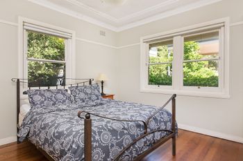 SYDNEY FAMILY HOME WITH POOL H344 - Queensland Tourism 4