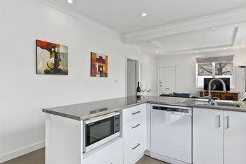 Wellington Street Cottage - Queensland Tourism 5