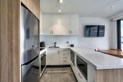 Snow Ski Apartments 23 - Queensland Tourism 4
