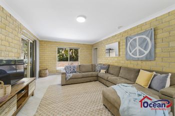 BEACHSIDE HIDEAWAY BONNY HILLS - QLD Tourism 6