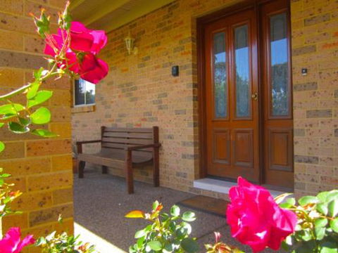 BAROONA By THE BEACH - QLD Tourism 1